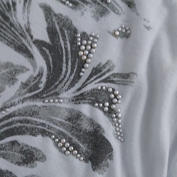 Baby Blue Floral Metallic Print Top - Picture 5 of 8